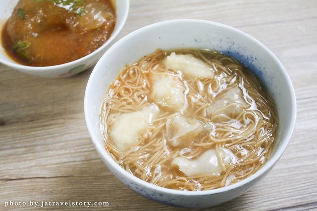 春美肉圓+益麵線羹 肉圓皮Q軟.筍片份量十足【基隆美食】 @J&A的旅行