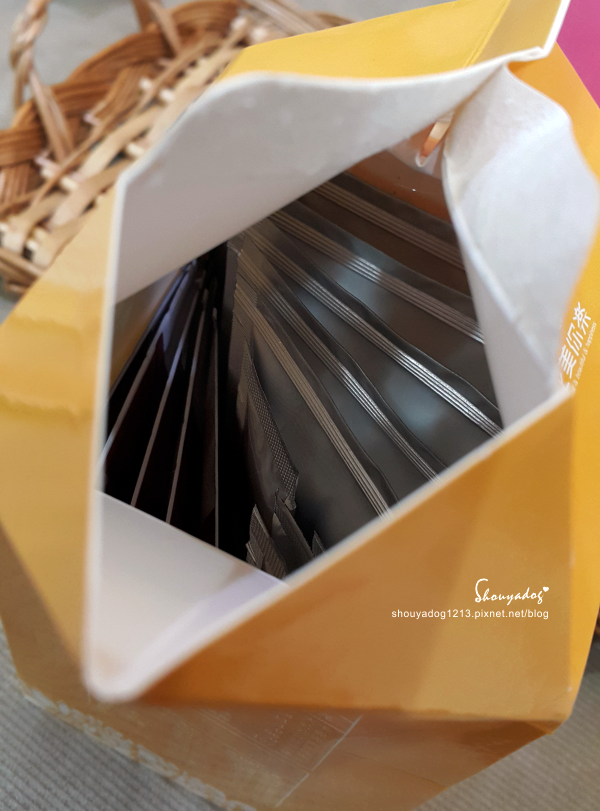 萬零匯-花美你樂:【沖泡飲品】萬零匯食品的自有品牌 花美你樂 紅茶拿鐵vs豆漿拿鐵