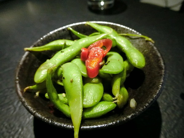 串燒-殿:【東區美味燒肉/串燒推薦/愷樂/玖壹壹也愛吃/串燒殿】串燒、唐揚雞、水蓮牛肉捲、海鮮燉飯及美麗花式調酒喝到爽歪歪嗨得不要不要的超滿足燒肉店就在