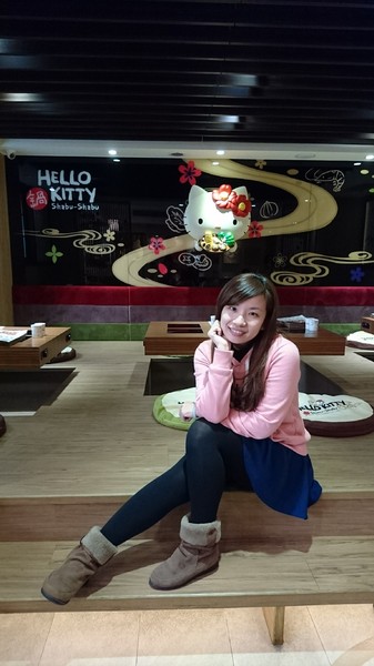 Hello Kitty Shabu Shabu：台北~Hello Kitty Shabu Shabu(忠孝店)~Hello Kitty主題餐廳~夢幻粉紅教主敲口愛~凱蒂貓無所不在超好拍~