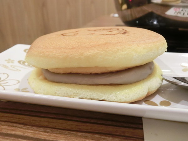 Hello Kitty Shabu Shabu：【台北市忠孝東路4段216巷東區人氣火鍋】Hello Kitty Shabu Shabu和風小火鍋~是Kitty迷的粉絲們絕對一定要來試試!