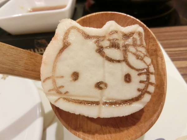 Hello Kitty Shabu Shabu：【台北市忠孝東路4段216巷東區人氣火鍋】Hello Kitty Shabu Shabu和風小火鍋~是Kitty迷的粉絲們絕對一定要來試試!