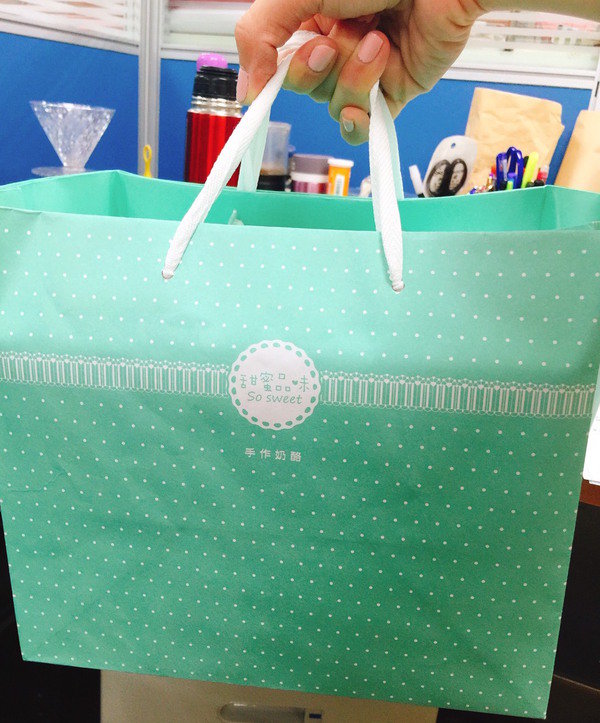 甜蜜品味 so sweet：“甜蜜品味-布丁奶酪”吃了清涼又消暑還有戀愛般的好心情~"黃金光芒"及"真心香草"是噹噹媽的最愛喔!