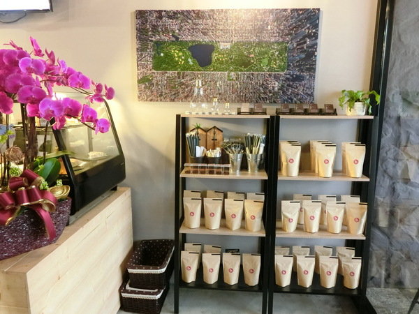 滴加咖啡:【中山區好喝咖啡推薦】滴加咖啡 Coffee D+ 一場視覺與嗅覺的頂級饗宴~嘎B底加啦!!!