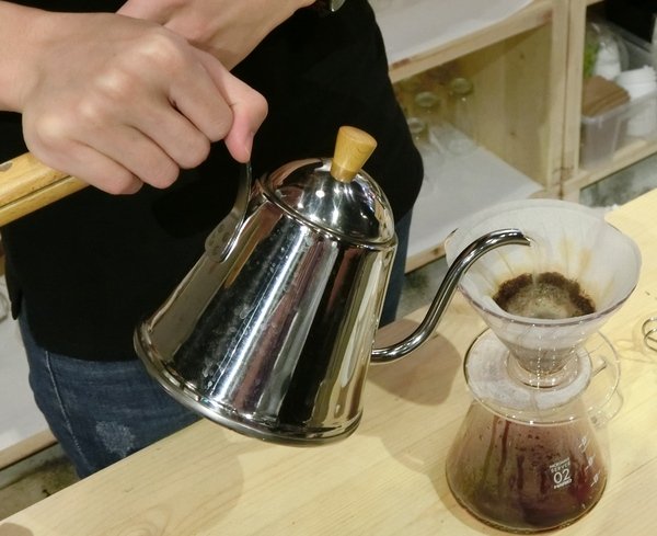 滴加咖啡:【中山區好喝咖啡推薦】滴加咖啡 Coffee D+ 一場視覺與嗅覺的頂級饗宴~嘎B底加啦!!!