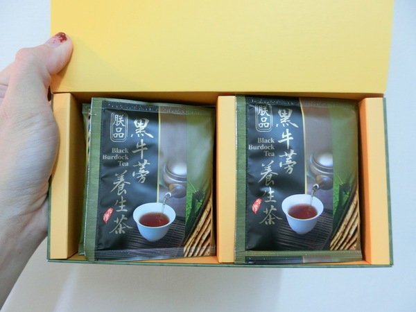 原酵食品朕品黑牛蒡養生茶:原酵食品的「朕品黑牛蒡養生茶」~天然有機好喝且無咖啡因~老人小孩孕婦都可喝~每天給你滿滿的活力泉源喔!