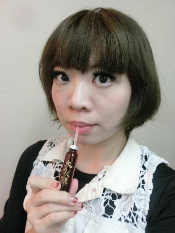 原酵食品朕殿之寶大力人蔘精萃飲禮盒:原酵食品的「朕殿之寶大力人蔘精萃飲」~天然黑牛蒡超濃縮飲~是上班族及考試族群的最愛~給你精力充沛的每一天喔!