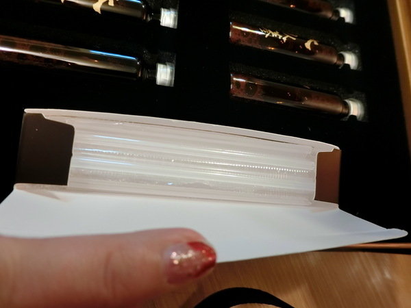 原酵食品朕殿之寶大力人蔘精萃飲禮盒:原酵食品的「朕殿之寶大力人蔘精萃飲」~天然黑牛蒡超濃縮飲~是上班族及考試族群的最愛~給你精力充沛的每一天喔!