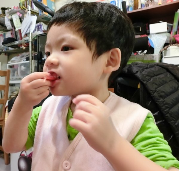 【唯力香食品】肉鬆肉乾專賣店:【網購人氣美食-唯力香】唯力香食品有限公司榮獲國家優良商品金牌獎~肉質鮮美超好吃~還沒吃過他們家蜜汁豬肉乾及豬肉鬆的朋友還不快來試試!