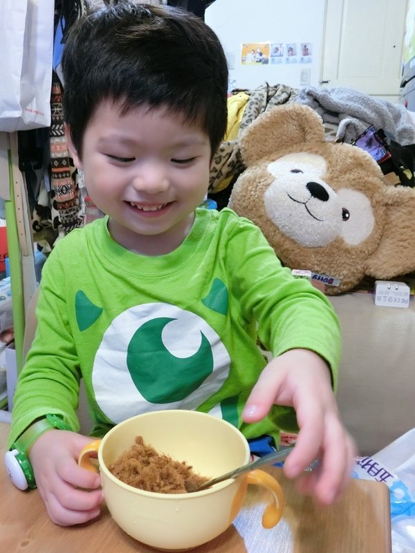 【唯力香食品】肉鬆肉乾專賣店:【網購人氣美食-唯力香】唯力香食品有限公司榮獲國家優良商品金牌獎~肉質鮮美超好吃~還沒吃過他們家蜜汁豬肉乾及豬肉鬆的朋友還不快來試試!