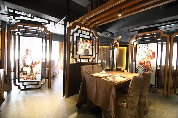 孫家小館：【宅配水餃推薦】孫家廚坊(小館)超大元寶水餃~採用日本沖繩高筋麵粉，絕對有嚼勁且回味無窮~30年來的好味道值得一嚐喔!