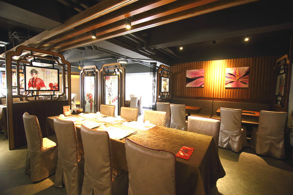 孫家小館：【宅配水餃推薦】孫家廚坊(小館)超大元寶水餃~採用日本沖繩高筋麵粉，絕對有嚼勁且回味無窮~30年來的好味道值得一嚐喔!