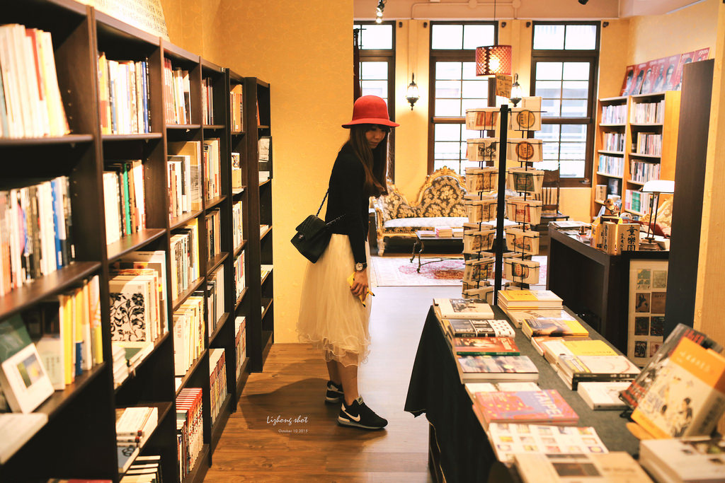 那個不是過年的迪化街趴趴走