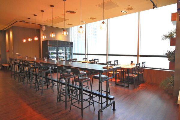 【中和餐廳】Mastro Cafe-超級巨無霸份量的戰斧豬排