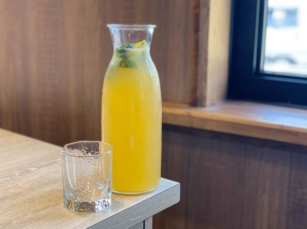 演藝牛鍋(南屯店)：【台中南屯區】演藝牛鍋讓你一次滿足全牛料理 適合三五好友&家庭聚餐 鄰近台中IKEA