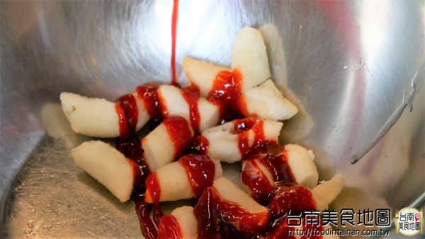 歐巴韓式炸雞 오빠치킨&주먹밥 &김치  台南直營店：【台南市-中西區美食】國華街又一強檔散步小吃『歐巴韓式炸雞 오빠치킨&주먹밥 &김치 台南直營店』甜甜辣辣又帶檸檬的酸香，邊走邊吃超過癮(づ￣ ³￣)づ