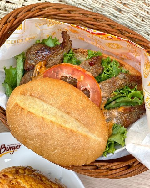 【Q Burger】新潮連鎖早餐店|港澳美食季