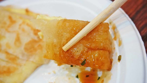 【花蓮美食】府前食坊-在地人都讚不絕口的美味蛋餅
