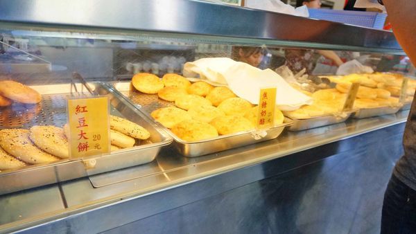 【花蓮美食】府前食坊-在地人都讚不絕口的美味蛋餅