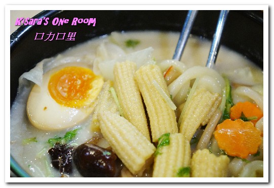 台中南區 愛買美食【口力口里~迷人咖哩燒飯~】:台中南區/愛買美食.熱呼呼令人開心不已的咖哩燒飯──口力口里