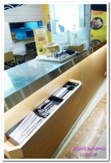 台中南區 愛買美食【口力口里~迷人咖哩燒飯~】:台中南區/愛買美食.熱呼呼令人開心不已的咖哩燒飯──口力口里