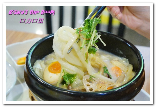 台中南區 愛買美食【口力口里~迷人咖哩燒飯~】:台中南區/愛買美食.熱呼呼令人開心不已的咖哩燒飯──口力口里