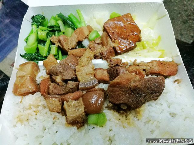 『桃園八德便當店』大湳焢肉大王★廣豐新天地斜對面排隊人氣便當店/排骨飯價格便宜高CP便當