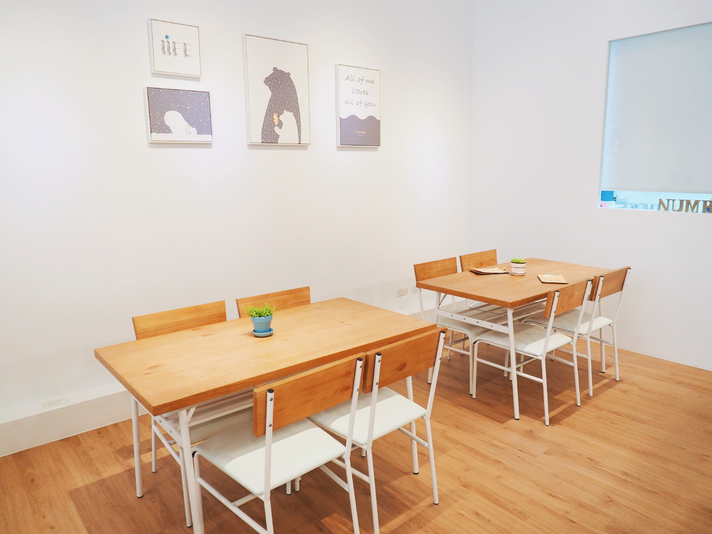 Numbear 13 Café7.jpg