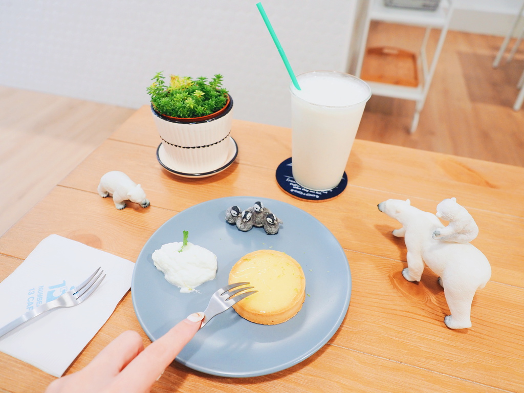 Numbear 13 Café14.jpg