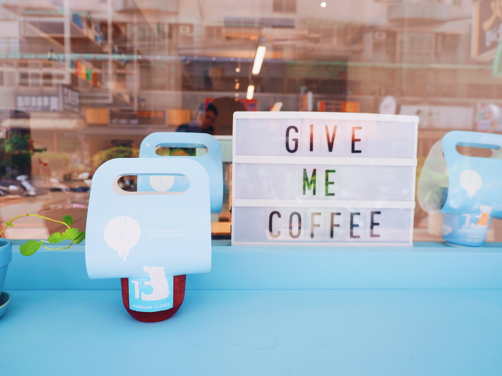 Numbear 13 Café22.jpg