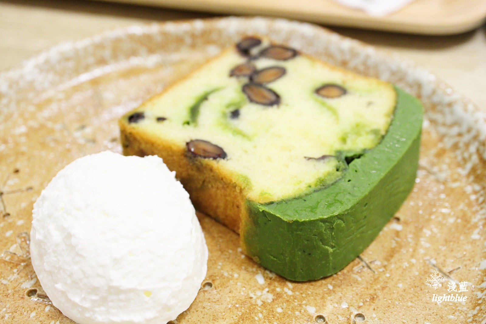 [ 市府站．松山文創園區美食 ] 淺藍 × 雪之下～不吃鬆餅，來吃原味戚風與丹波黑豆京抹茶磅蛋糕