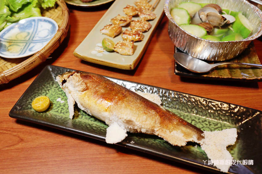 新竹居酒屋推薦大村武串燒居酒屋!護城河邊美到翻的日式老宅,穿越時空享受懷舊氛圍吃美食喝酒