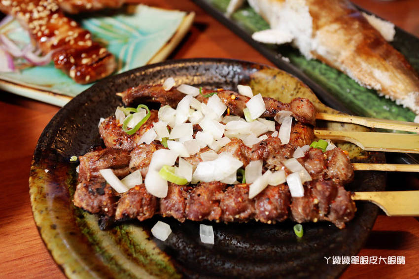 新竹居酒屋推薦大村武串燒居酒屋!護城河邊美到翻的日式老宅,穿越時空享受懷舊氛圍吃美食喝酒