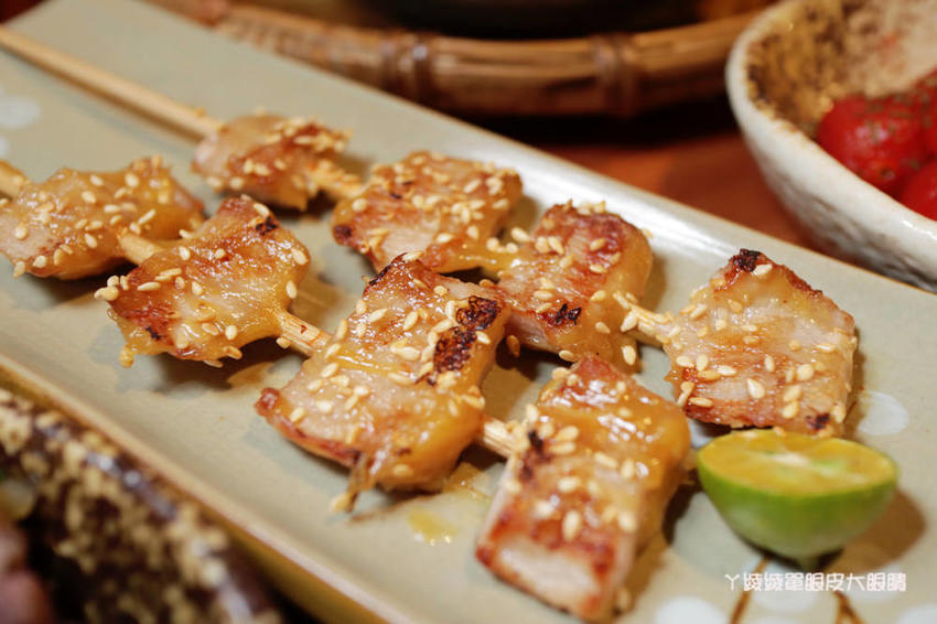新竹居酒屋推薦大村武串燒居酒屋！護城河邊美到翻的日式老宅，穿越時空享受懷舊氛圍吃美食喝酒