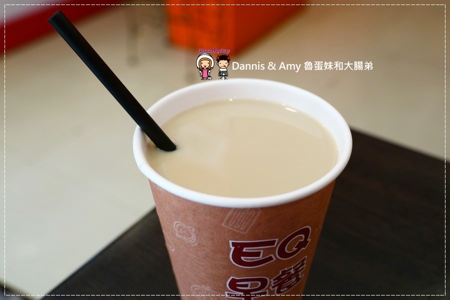 20170619《苗栗頭份美食》EQ早餐。犯規的古巴三明治。創意客家風情鐵板鹹豬肉堡。澎湃蛋捲餅｜健康滿點好吃推薦。頭份國中附近（影片） (7).JPG