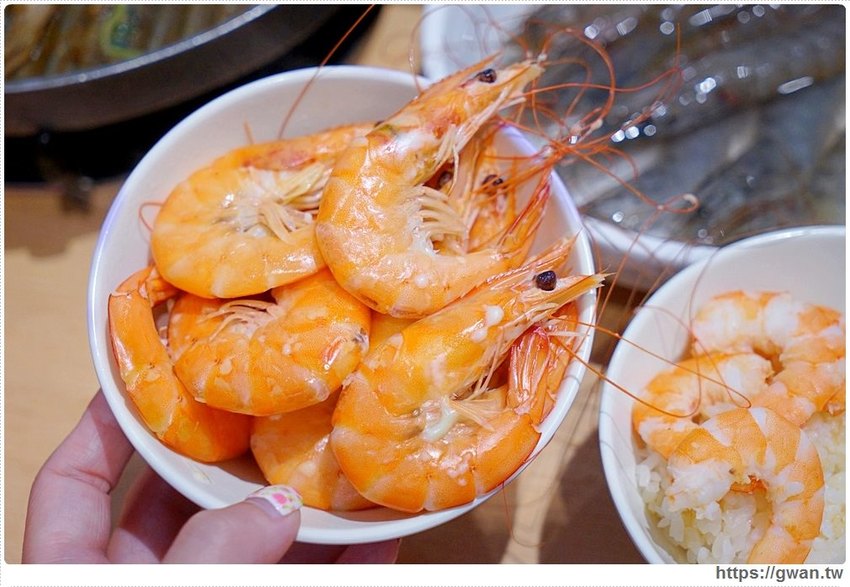 浮誇下午茶三層架、30隻爆量蝦蝦、飲料白飯無限吃，隱藏版每日限量六組好搶手！！