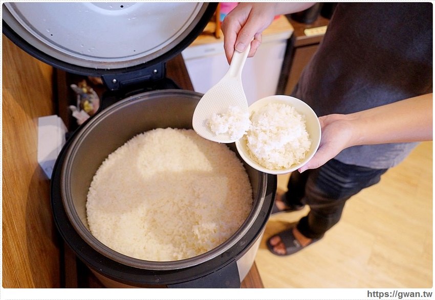 浮誇下午茶三層架、30隻爆量蝦蝦、飲料白飯無限吃，隱藏版每日限量六組好搶手！！