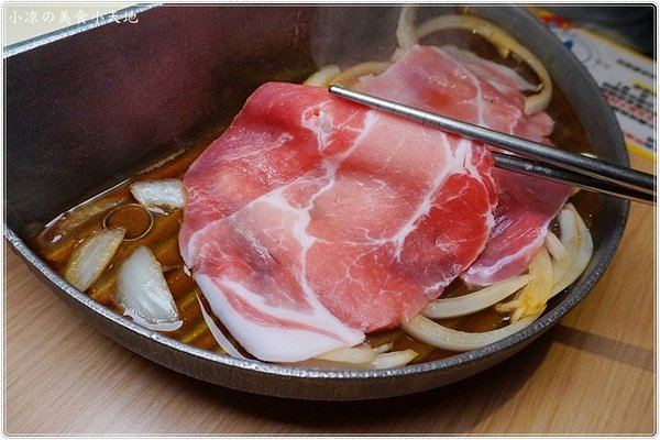 大樂鍋精緻鍋物專賣店：台中南屯』大樂鍋精緻鍋物專賣店║全新造型鍋喜燒，吃肉選鍋隨你搭(白飯、飲料吃到飽)