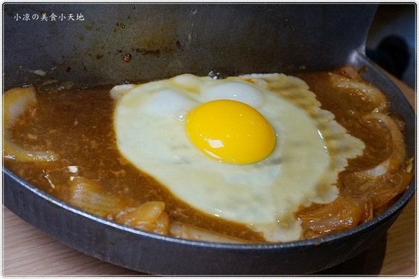 大樂鍋精緻鍋物專賣店：台中南屯』大樂鍋精緻鍋物專賣店║全新造型鍋喜燒，吃肉選鍋隨你搭(白飯、飲料吃到飽)