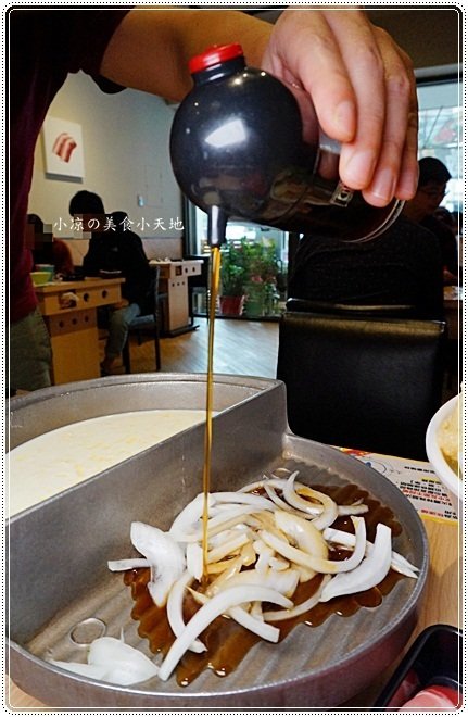 大樂鍋精緻鍋物專賣店：台中南屯』大樂鍋精緻鍋物專賣店║全新造型鍋喜燒，吃肉選鍋隨你搭(白飯、飲料吃到飽)