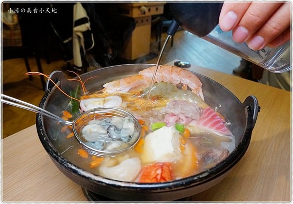 大樂鍋精緻鍋物專賣店：台中南屯』大樂鍋精緻鍋物專賣店║全新造型鍋喜燒，吃肉選鍋隨你搭(白飯、飲料吃到飽)