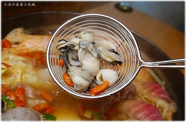 大樂鍋精緻鍋物專賣店：台中南屯』大樂鍋精緻鍋物專賣店║全新造型鍋喜燒，吃肉選鍋隨你搭(白飯、飲料吃到飽)