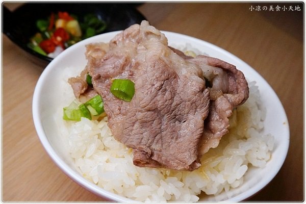 大樂鍋精緻鍋物專賣店：台中南屯』大樂鍋精緻鍋物專賣店║全新造型鍋喜燒，吃肉選鍋隨你搭(白飯、飲料吃到飽)