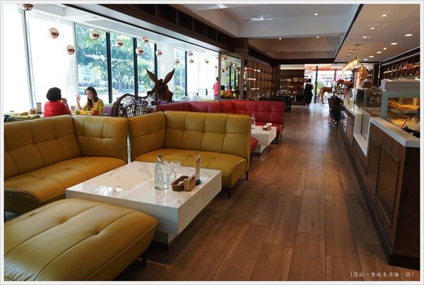 Fatty's崇德店-10-店內座位.JPG Fatty's崇德店-10-店內座位.JPG