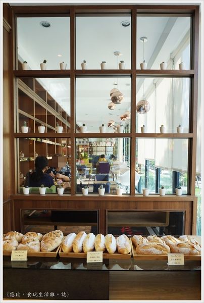 Fatty's崇德店-6-1-麵包區.JPG Fatty's崇德店-6-1-麵包區.JPG