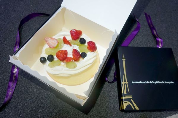 【台北美食】法國的秘密甜點-法國的秘密甜點 大安2店超驚人,限定藍紋乳酪鮮奶蛋糕,東區打卡新地標