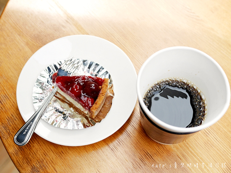 法國的秘密甜點大安2店 法國的秘密甜點台北門市 東區下午茶 團購推薦 藍紋乳酪鮮奶蛋糕大安店限定 冰滴咖啡45.jpg