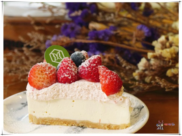 桃園美食,中原甜點,草莓甜點,草莓季,MOFA魔法氛子