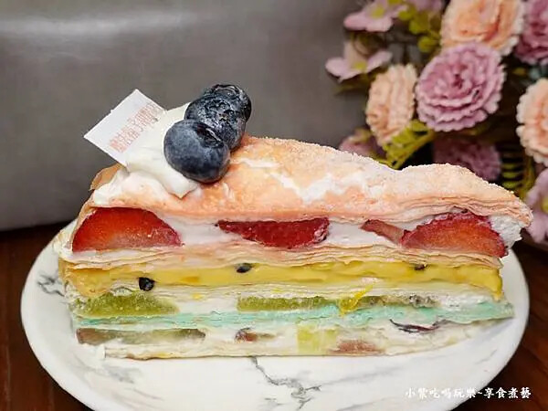 彩虹綜合水果千層-2025魔法氛子蛋糕店 (4).jpg