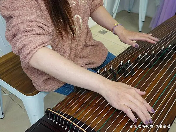 體驗彈古箏-2025魔法氛子蛋糕店 (1).jpg